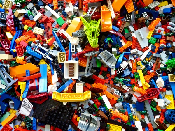 How to ensure the safe packing and relocation of an extensive Lego collection within the UK?